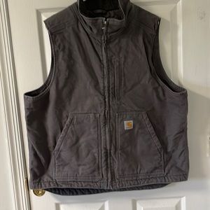 Sherpa lined Carhartt vest